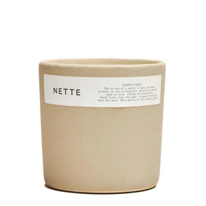 Nette Sunday Chess Candle